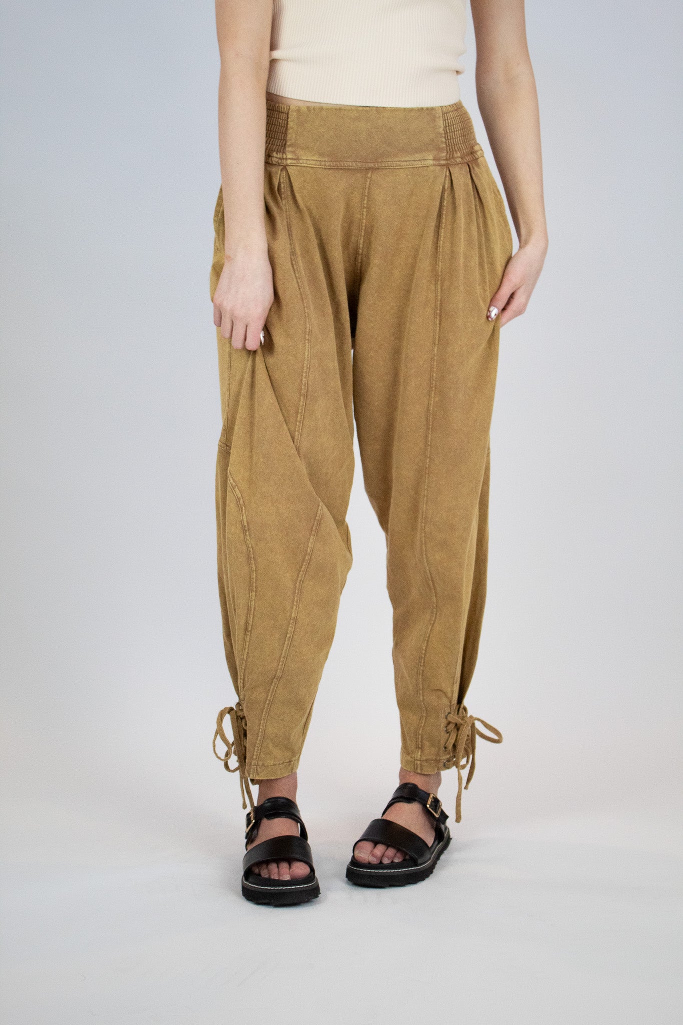 Jasmine Joggers in Marigold