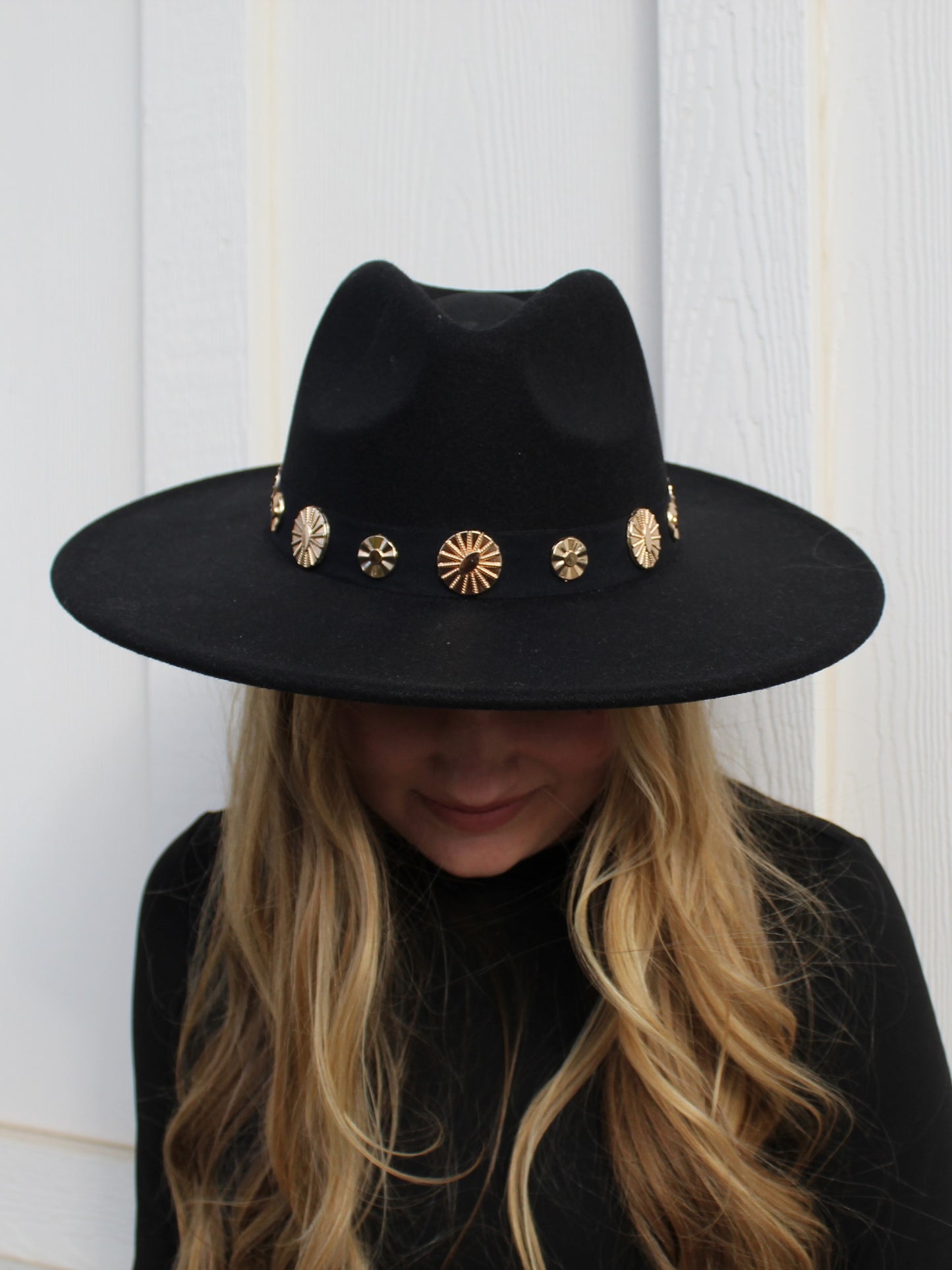 Free Spirit Wide Brim Hat in Black w/Gold