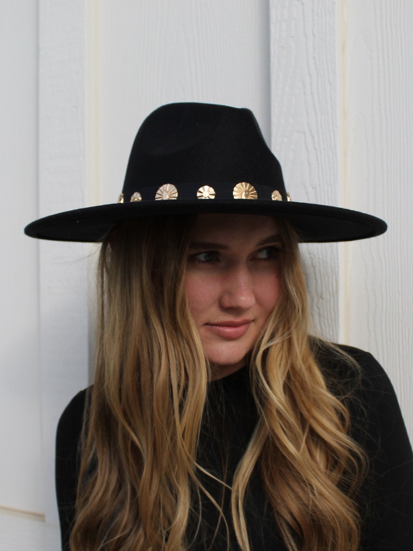 Free Spirit Wide Brim Hat in Black w/Gold